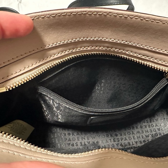 Kate Spade Crossbody Bag - Picture 8 of 9